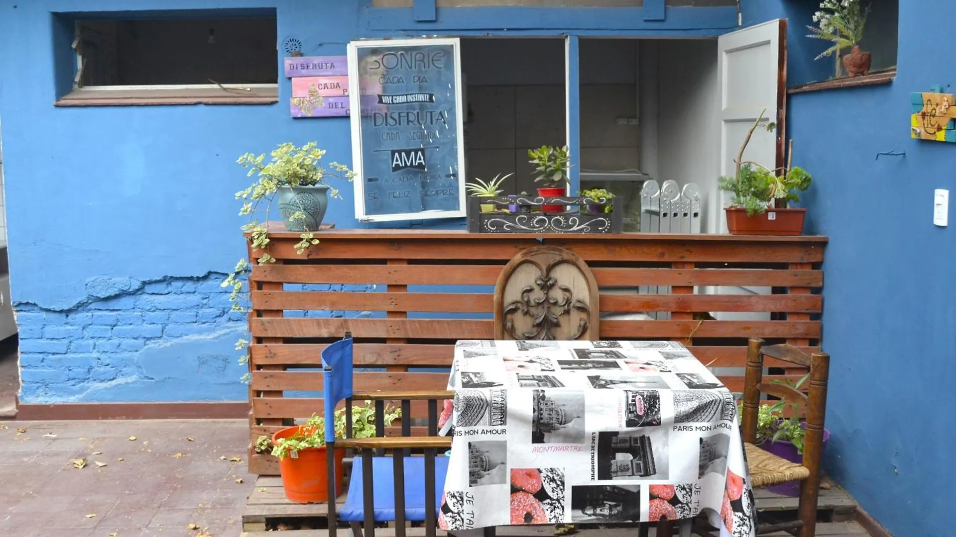 מנדוזה Tikka Hostel 0*,